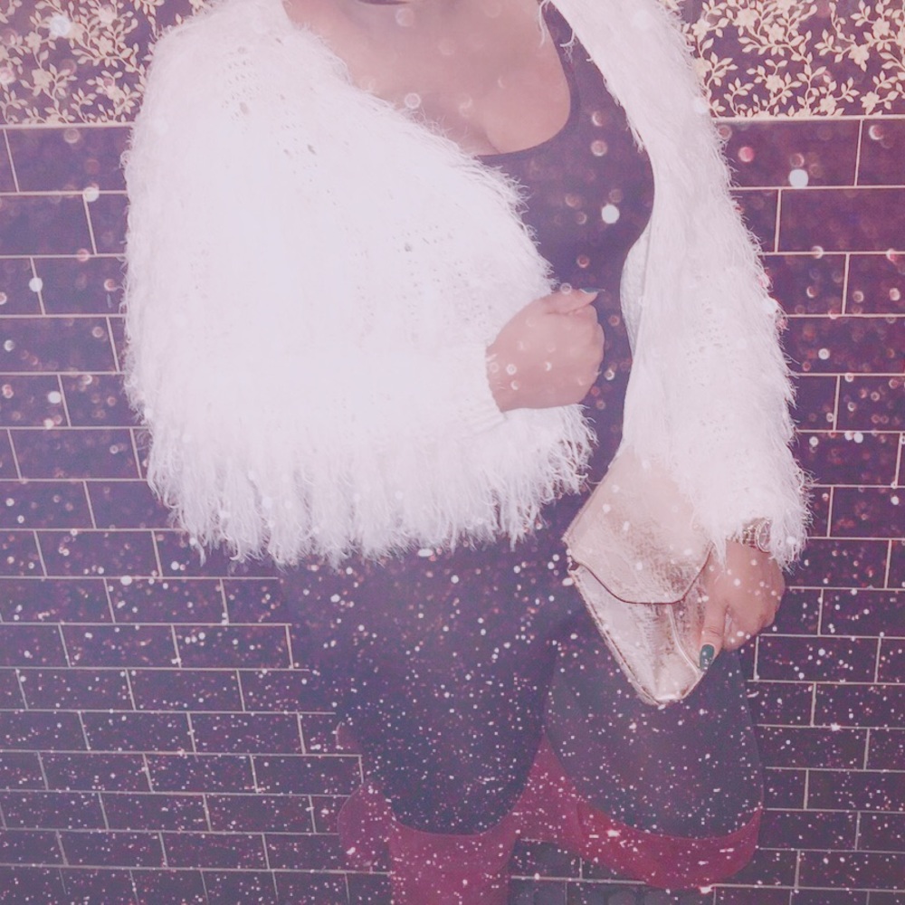 Sweater/ jacket/fur - Picture 1 of 4